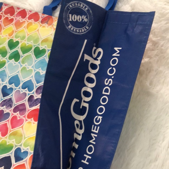 Reusable Shopping Bag Rainbow π Hearts Design β€οΈπ§‘πππ©΅πππ©· NWT - Picture 5 of 5